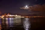 Port w Neapolu, Wezuwiusz i Zatoka Neapolitańska nocą